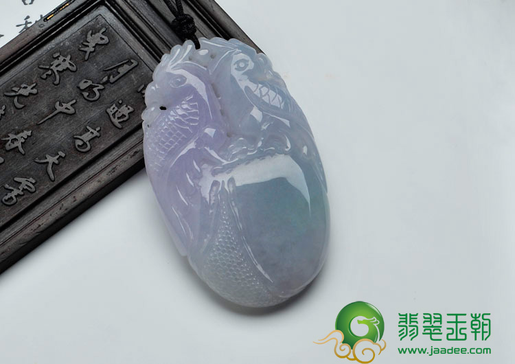 糯冰种春带彩缅甸翡翠英明神武挂件