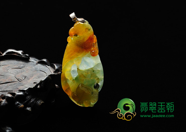 冰种黄翡飘花缅甸翡翠英明神武挂件
