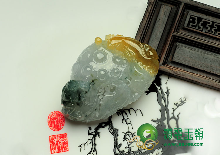 糯冰种黄翡飘花缅甸翡翠年年有余挂件