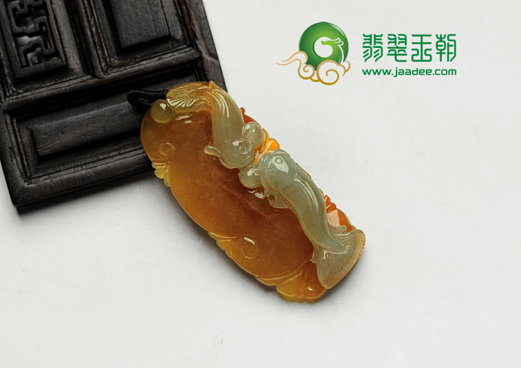 冰种红黄翡缅甸翡翠相濡以沫挂件