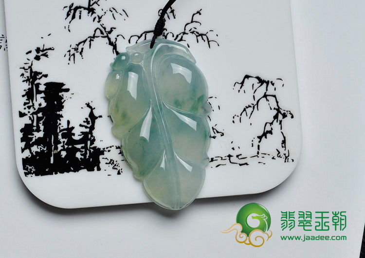 冰种飘花缅甸翡翠叶子挂件