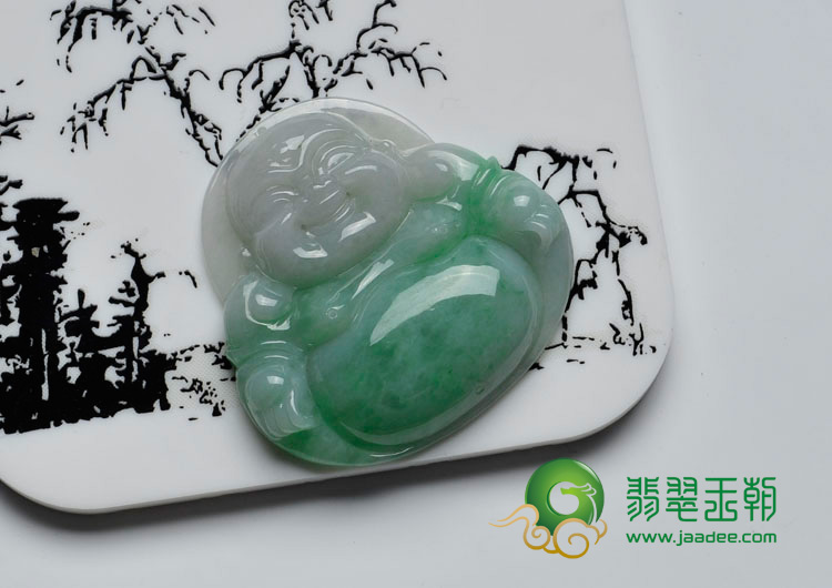 糯冰种豆色缅甸翡翠玉佛挂件