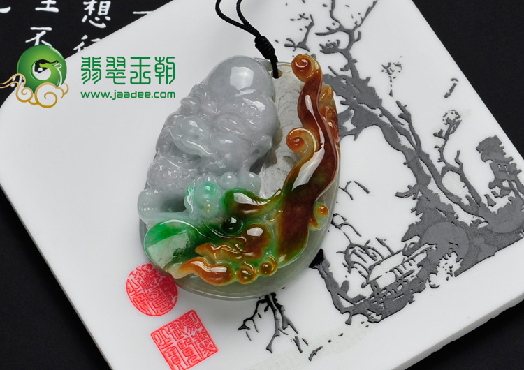 糯冰种三彩缅甸翡翠降龙罗汉头挂件