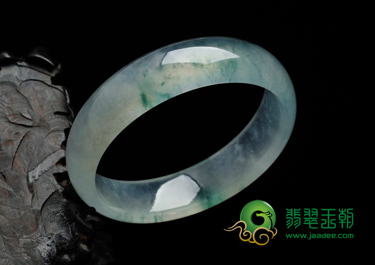冰玻种飘花缅甸翡翠手镯（57.9mm）