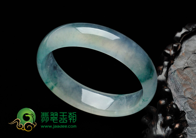 冰玻种飘花缅甸翡翠手镯（57.9mm）
