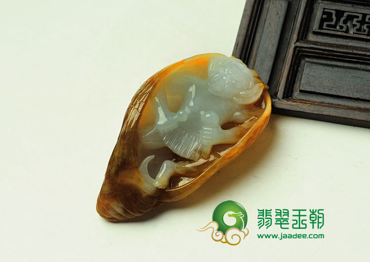 糯冰种褐黄翡缅甸翡翠逢凶化吉挂件