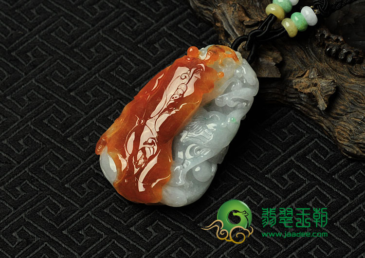 糯冰种红翡缅甸翡翠一路连科挂件