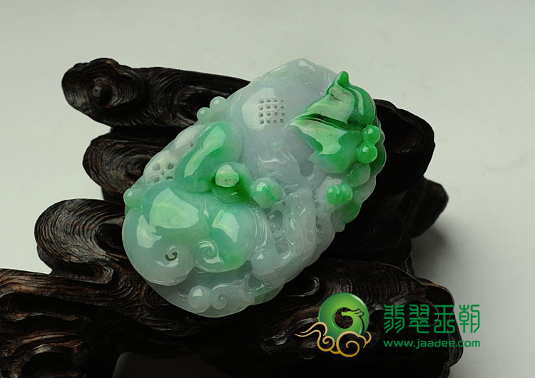 糯冰种飘翠缅甸翡翠龙行如意挂件