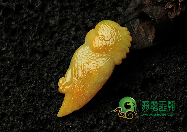 糯冰种三彩缅甸翡翠英明神武挂件