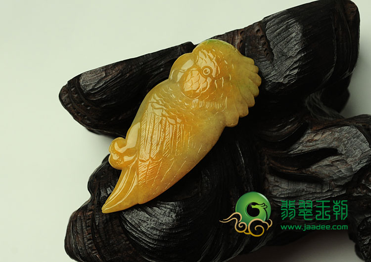 糯冰种三彩缅甸翡翠英明神武挂件
