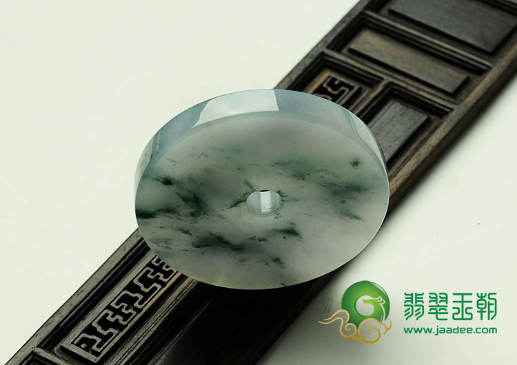 糯冰种飘花缅甸翡翠平安扣挂件