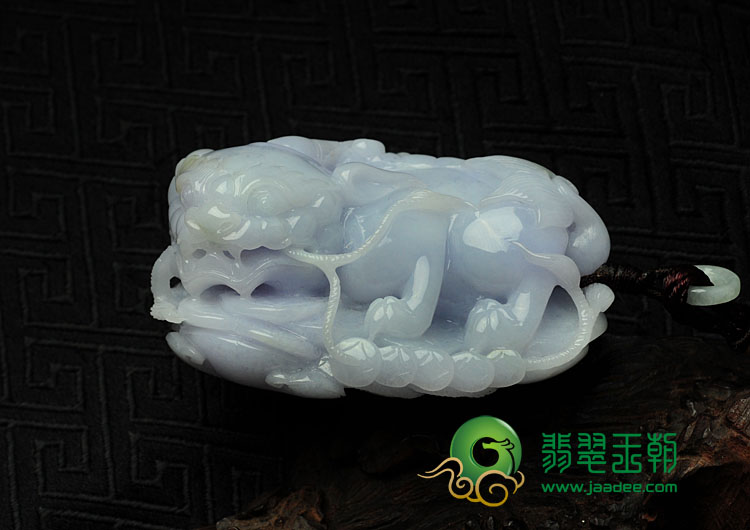 糯冰种紫罗兰缅甸翡翠貔貅手玩件
