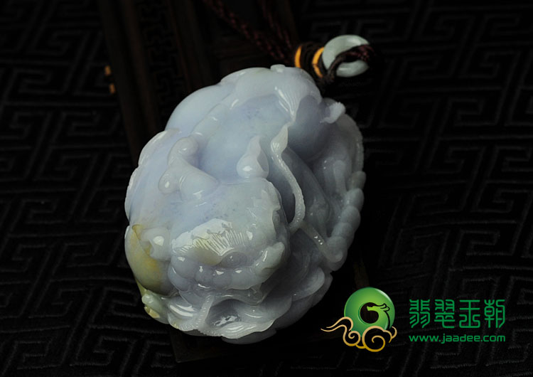 糯冰种紫罗兰缅甸翡翠貔貅手玩件