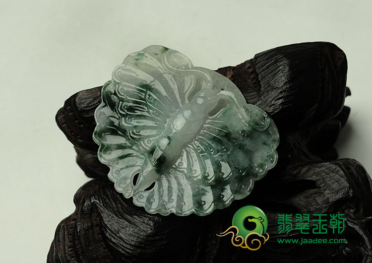 糯冰种飘花缅甸翡翠蝴蝶挂件