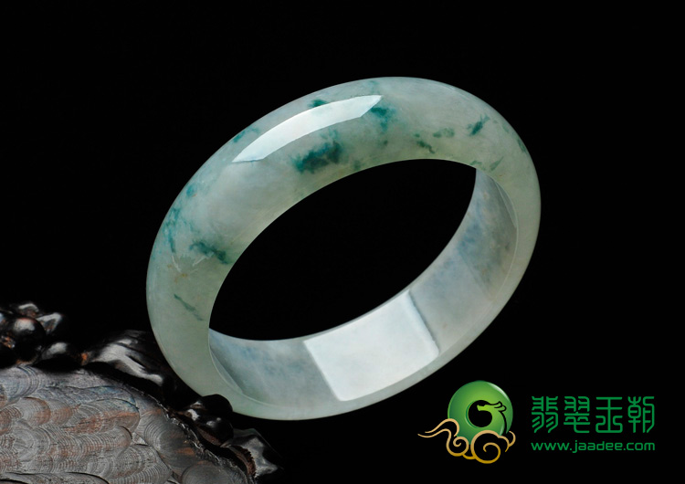 冰种飘花缅甸翡翠手镯（58.8mm）