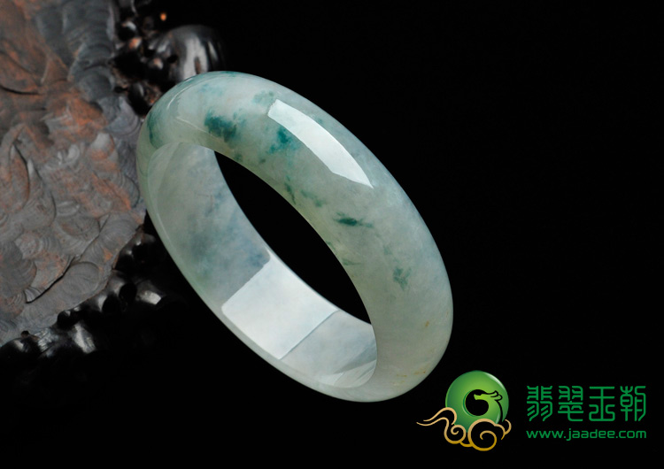 冰种飘花缅甸翡翠手镯（58.8mm）