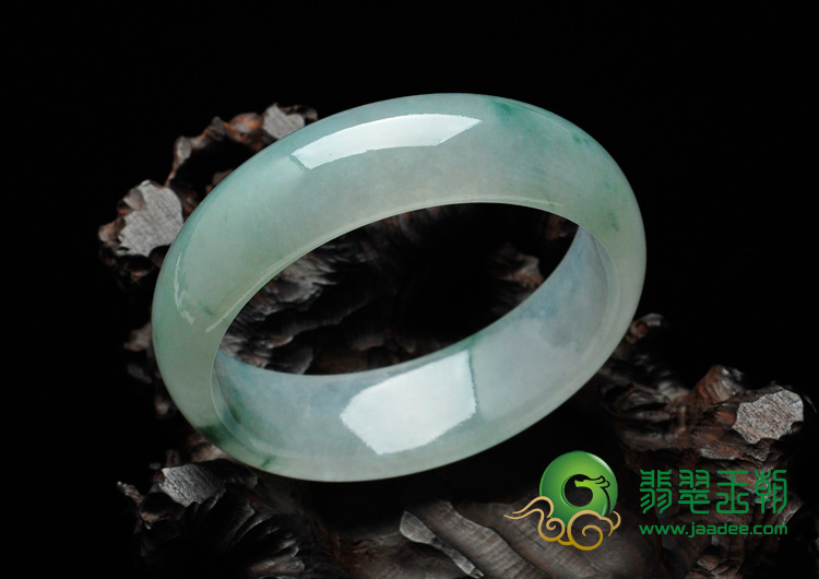 冰种飘花缅甸翡翠手镯（56.3mm）