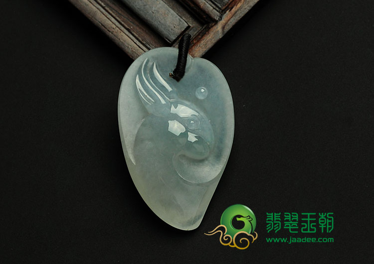 冰种缅甸翡翠玉兔挂件