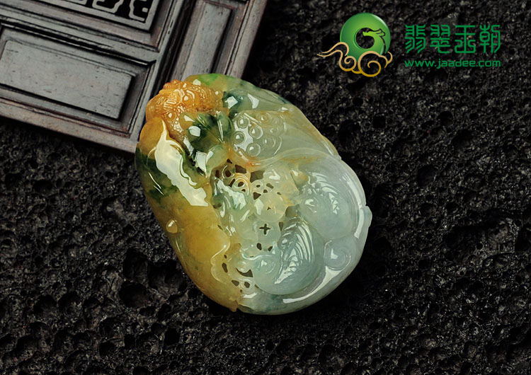 糯冰种黄翡飘花缅甸翡翠百年好合挂件