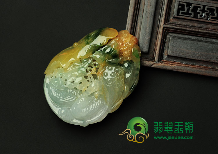 糯冰种黄翡飘花缅甸翡翠百年好合挂件