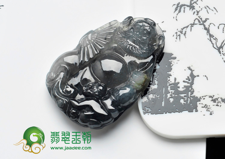 山水墨种缅甸翡翠钟馗挂件