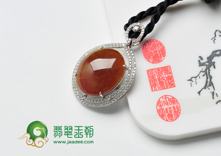 糯冰种褐黄翡缅甸翡翠镶白金胸坠（真钻）