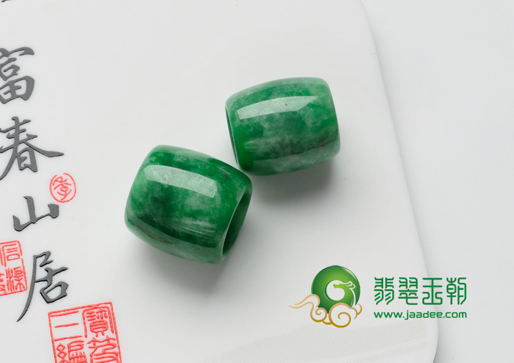 细糯种翠绿缅甸翡翠路路通挂件（单价）