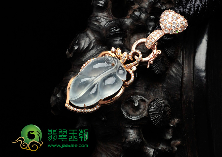 冰玻种缅甸翡翠包玫瑰金金枝玉叶胸坠（奥钻）