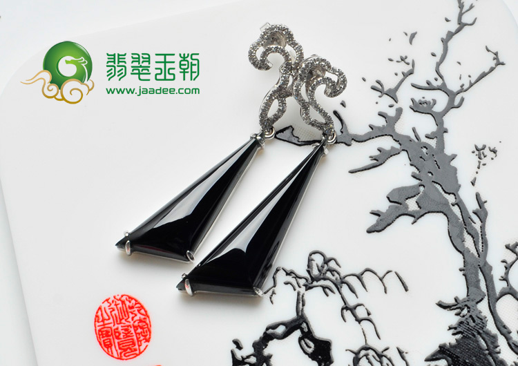 冰种墨翠缅甸翡翠镶白金耳坠（水钻）