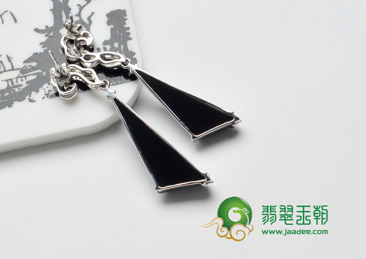 冰种墨翠缅甸翡翠镶白金耳坠（水钻）