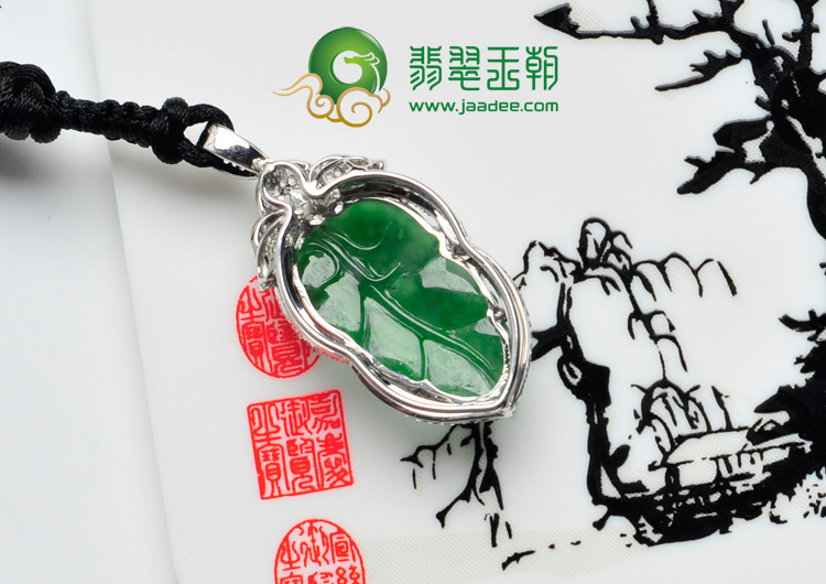 冰种菠菜绿缅甸翡翠包白金金枝玉叶胸坠（真钻）