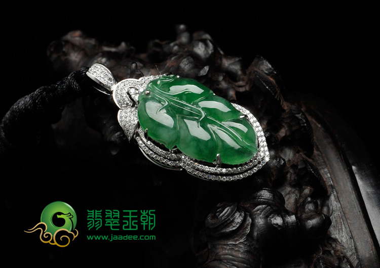 冰种菠菜绿缅甸翡翠包白金金枝玉叶胸坠（真钻）