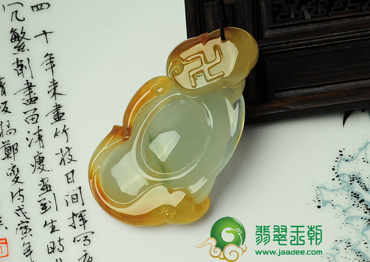 冰玻种黄翡略飘花缅甸翡翠观音头挂件
