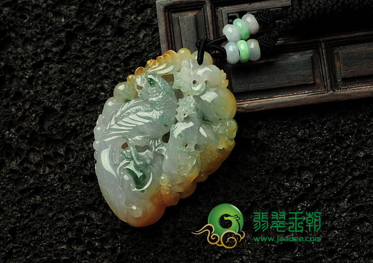 冰种黄翡飘花缅甸翡翠英明神武挂件
