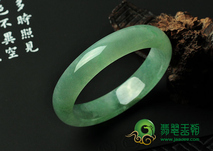冰种晴水缅甸翡翠手镯（52.4mm）