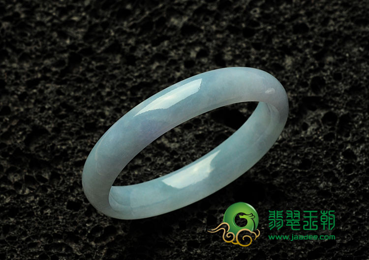 冰种紫罗兰缅甸翡翠贵妃镯（53.7mm-46.2mm）