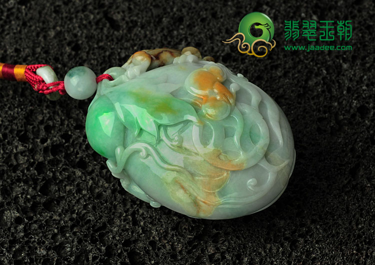 细糯种黄加绿缅甸翡翠“前福齐天”手玩件
