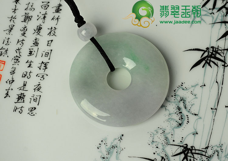 糯冰种春带彩缅甸翡翠平安扣挂件