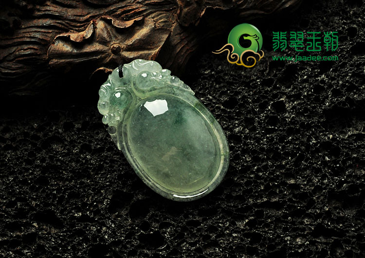 冰种飘花缅甸翡翠双龙戏珠挂件（一对）