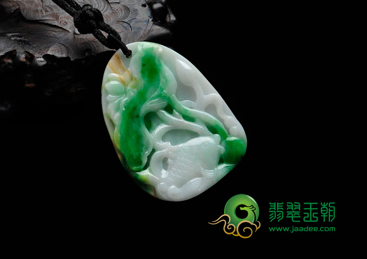 糯冰种阳绿缅甸翡翠年年有余挂件