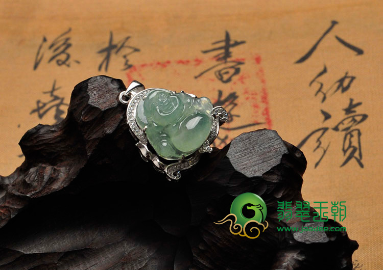 冰种晴水缅甸翡翠包白金玉佛胸坠（真钻）