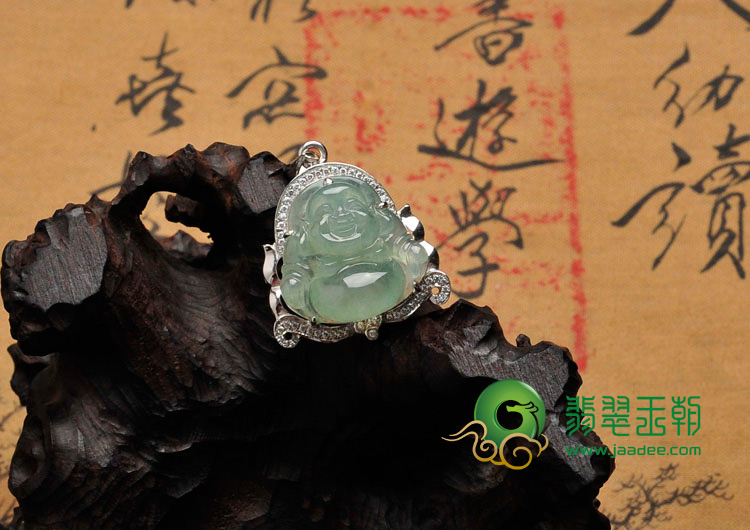 冰种晴水缅甸翡翠包白金玉佛胸坠（真钻）