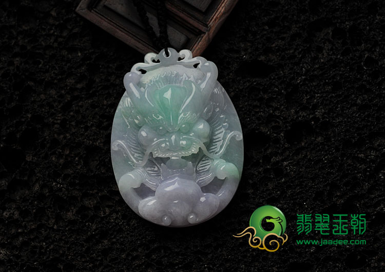 糯冰种春带彩缅甸翡翠帝王之相挂件