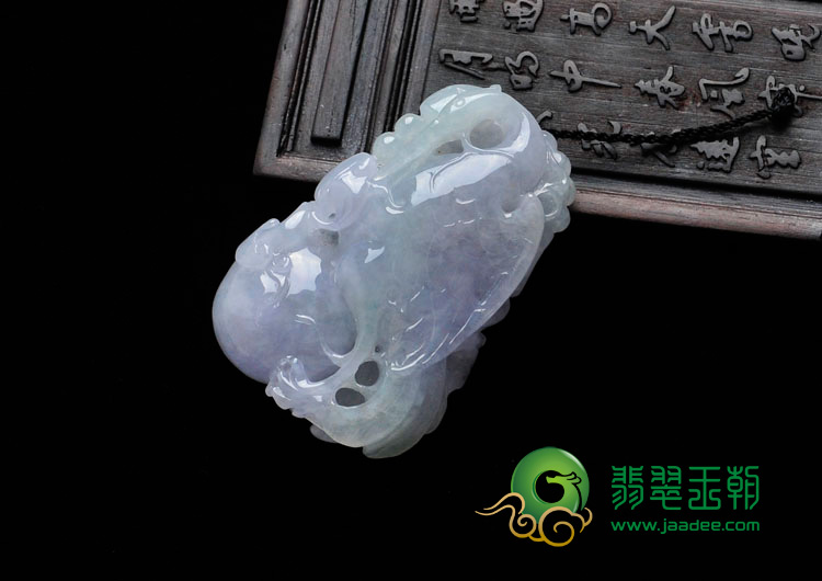糯冰种紫罗兰略带翠缅甸翡翠一路连科挂件