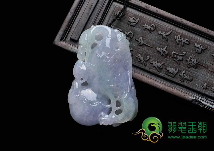 糯冰种紫罗兰略带翠缅甸翡翠一路连科挂件