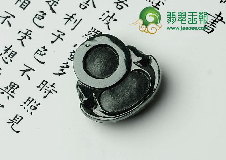 糯冰种墨翠缅甸翡翠玉佛挂件