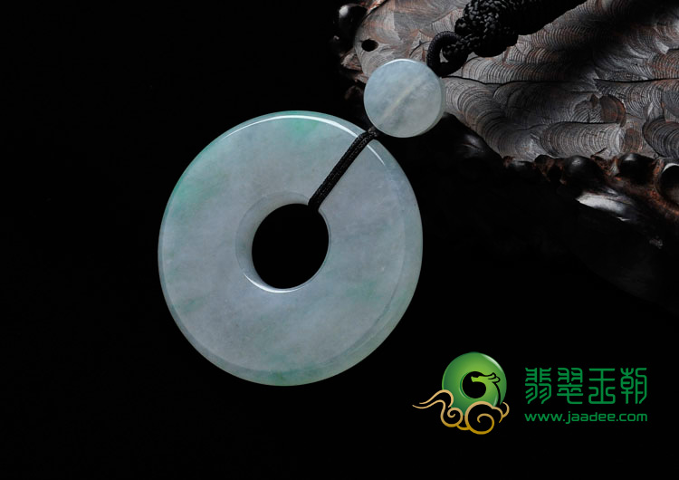 冰种飘翠缅甸翡翠平安扣挂件