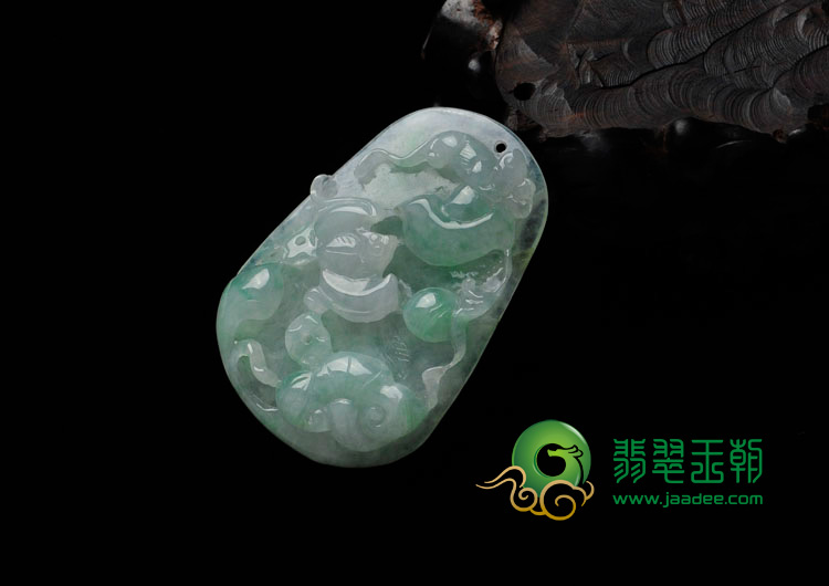 冰种飘翠缅甸翡翠鸟语花香挂件