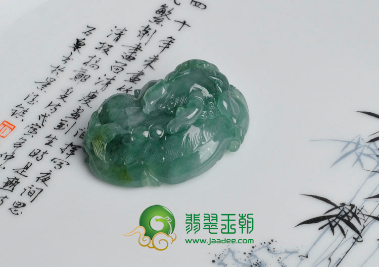 冰种蓝晴水缅甸翡翠貔貅挂件