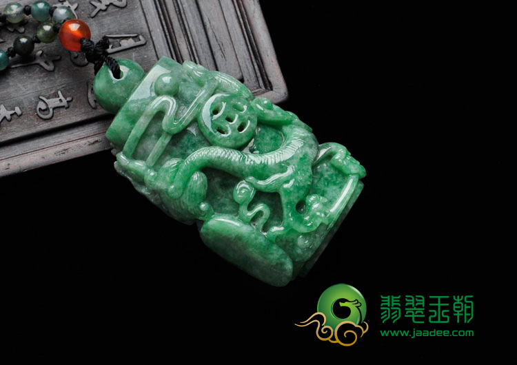 糯冰种豆绿缅甸翡翠生意兴隆挂件